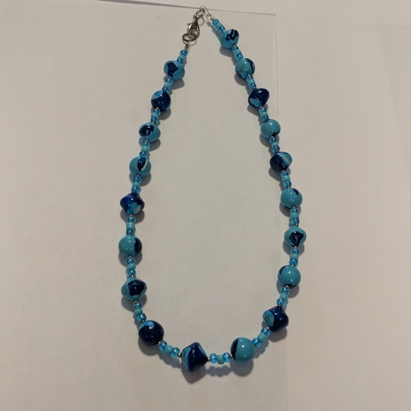Lia Sophia blue beaded necklace - Picture 1 of 4